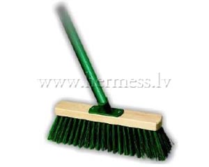 Slota ārpustelpu uzkopšanai ar kātu Slota ārpustelpu uzkopšanai ar kātu